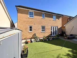 Photo 16- click for photo gallery